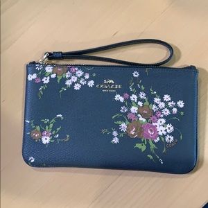 Coach Large Wristlet NWOT